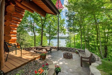 Set on 193 feet of private Bluewater Lake shoreline with - photo 5