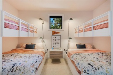Discover bright modern luxury in Caldera Springs, Sunriver's - photo 37