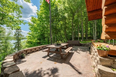 Set on 193 feet of private Bluewater Lake shoreline with - photo 7
