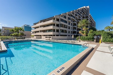 Key Colony III #802 offers 2,013 square feet of well-planned - photo 43