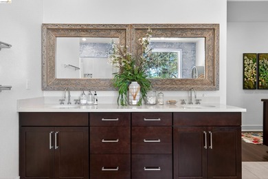 1461 Montclair St. - Quiet luxury with impeccable style on Mare - photo 45