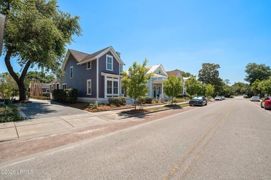 Welcome to the heart of Beaufort's Historic District in the - photo 3