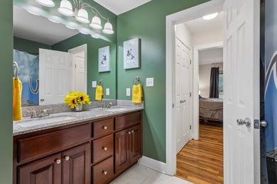 Welcome to this move-in ready Cape Cod situated on 5.12 scenic - photo 5