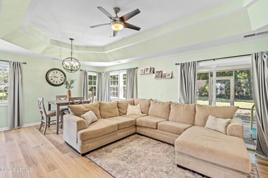 Welcome to 4326 Quail Dr. This beautifully updated 3 bedroom, 2 - photo 7