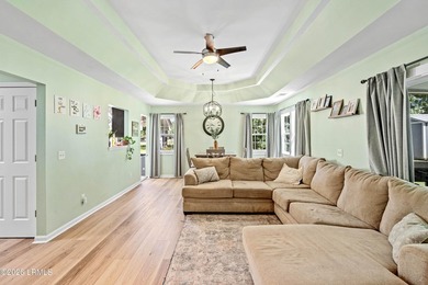 Welcome to 4326 Quail Dr. This beautifully updated 3 bedroom, 2 - photo 9