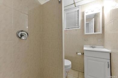 Professional CO-OP FOR SALE Located in the bustling area of - photo 7