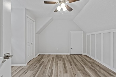 Beautifully updated 4-bedroom, 2.5-bath home offering the - photo 30