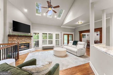 Privacy. Space. Flexibility. Set on more than 3 private acres in - photo 2