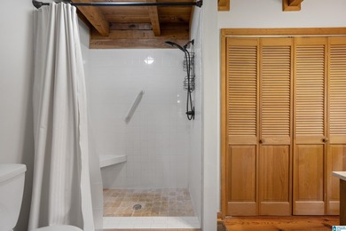 Private Island with an Unmatched Magnificent Western Red Cedar - photo 36