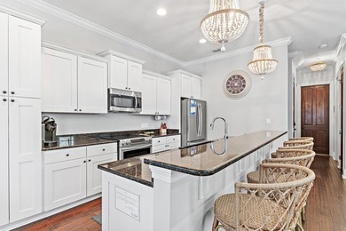 This recently and tastefully renovated 4-bedroom, 3 1/2-bath - photo 8
