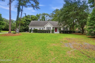 Welcome to Royal Pines! This spacious 5-bedroom, 3-bath with a 2 - photo 4