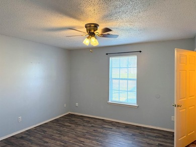 Adorable 2-bedroom, 1-bath home offering 1,140 sq ft of spacious