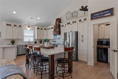 Like-New Lake Keowee Waterfront Home with Upgrades SOLD - photo 13