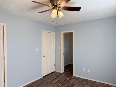 Adorable 2-bedroom, 1-bath home offering 1,140 sq ft of spacious