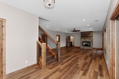 Luxury Mountain Living in Buck Horn Estates Location: White Path - photo 20