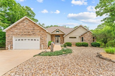 Lake Home For Sale in Shell Knob, Missouri