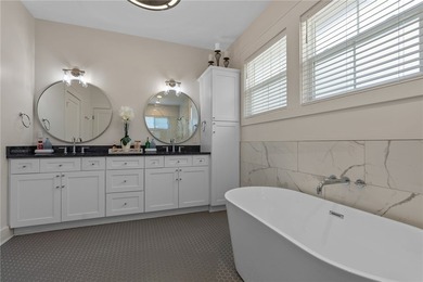 Like-New Lake Keowee Waterfront Home with Upgrades SOLD - photo 22