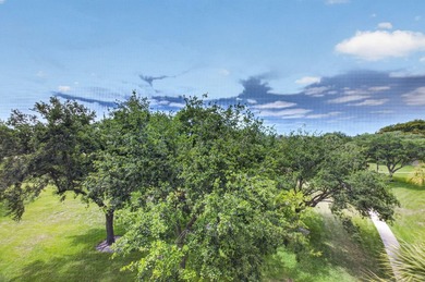 Priced to Sell!!! Spacious, beautiful and fully remodeled corner - photo 28