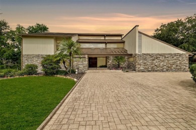 Lake Home For Sale in Plant City, Florida