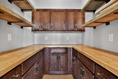 Luxury Mountain Living in Buck Horn Estates Location: White Path - photo 32