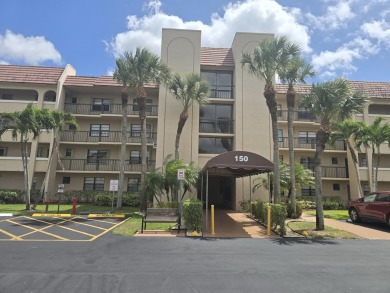 Lake Condo For Sale in West Palm Beach, Florida