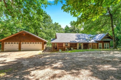 Holly Lake Ranch / Holly Lake Home For Sale in Holly Lake Ranch Texas