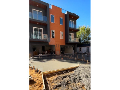 Luxury Living Half Duplex Meets City Convenience in this