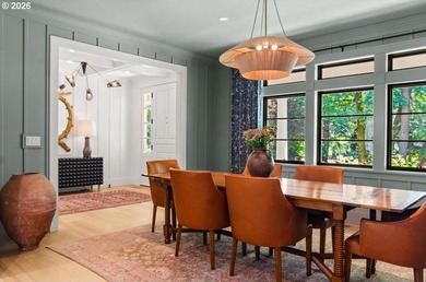 Thoughtfully refined and impeccably curated, this exceptional - photo 3