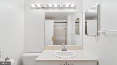 MOTIVATED SELLER: BOUTIQUE OLD CITY CORNER UNIT W/ 2 PRIVATE