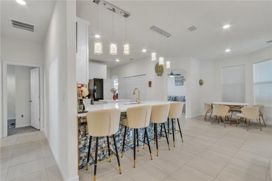 Hello luxury! Welcome home to this 2024 DR Horton masterpiece - photo 9