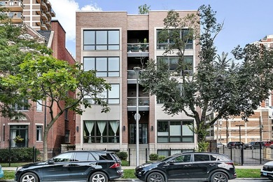 Sleek upscale 3 Bedroom 2 Bath in 2016 boutique building. Extra - photo 31