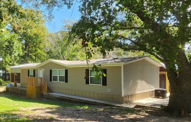 Lake Home For Sale in Ferriday, Louisiana