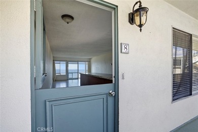 RECENTLY REFRESHED! ALL NEW INTERIOR PAINT (WALLS, DOORS & - photo 5