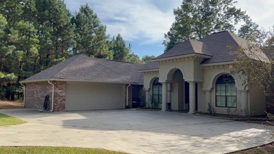 Toledo Bend Reservoir Home For Sale in Many Louisiana