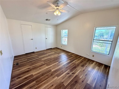 Welcome home to this beautifully updated 2-bedroom, 2-bath - photo 22