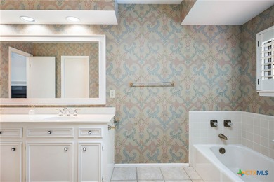 Welcome to your dream home nestled in the heart of the scenic - photo 9