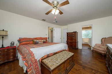 Nestled on a picturesque waterfront lot in Hammonton, this - photo 25