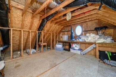 Nestled on a picturesque waterfront lot in Hammonton, this - photo 37
