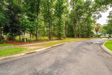Exceptional tidal creek homesite located on a quiet cul-de-sac - photo 2