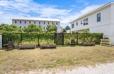 Don't miss this rare opportunity to own a vacant commercial lot - photo 2