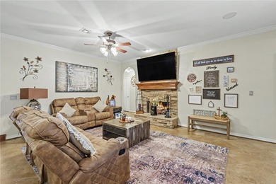Welcome to this stunning Kings Crossing estate, perfectly - photo 14
