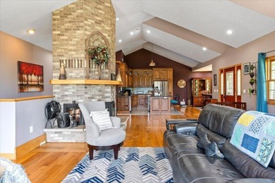 Beautifully updated 4-bedroom, 3-bath home situated on just - photo 15