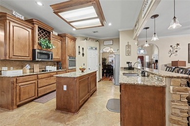 Welcome to this stunning Kings Crossing estate, perfectly - photo 17