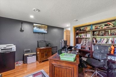 Beautifully updated 4-bedroom, 3-bath home situated on just - photo 35