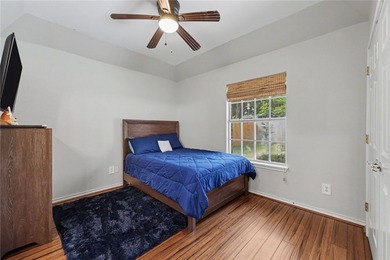 Welcome to this stunning Kings Crossing estate, perfectly - photo 37