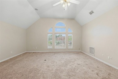 Welcome to this stunning Kings Crossing estate, perfectly - photo 38