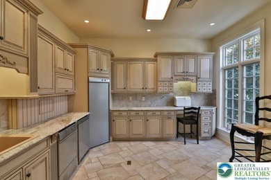 Designed by Scholz Designs of Ohio, this 38+ acre estate - photo 40