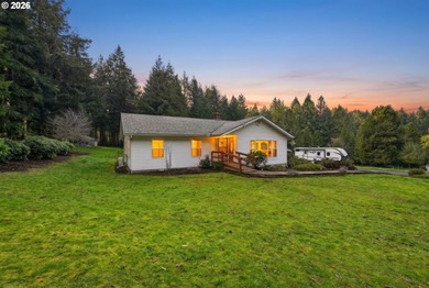 Dorena Reservoir Home For Sale in Dorena Oregon