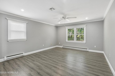 Exquisite Hawthorne model located in Lions Head South. An active - photo 22