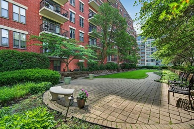 Enjoy city living with comfort and convenience in this spacious - photo 22